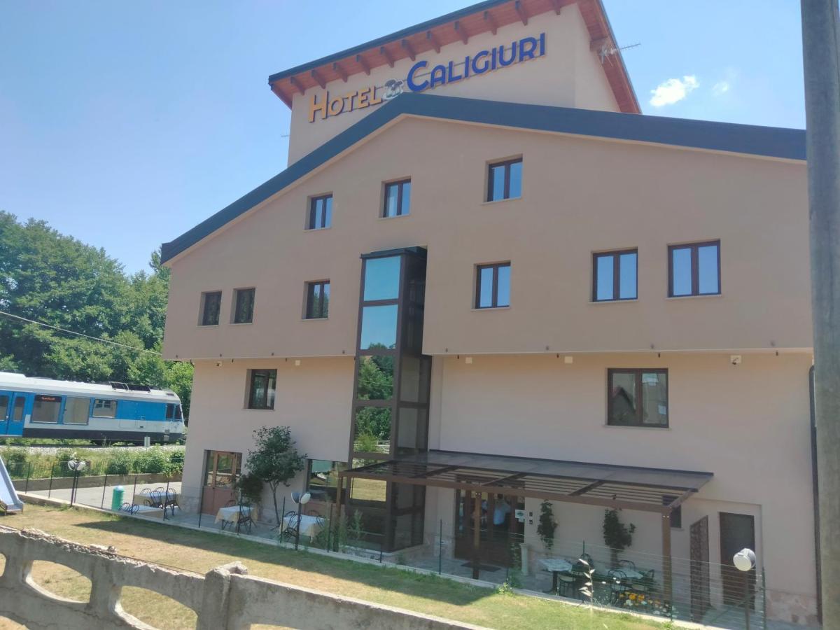 Hotel Ristorante Caligiuri Decollatura Екстериор снимка